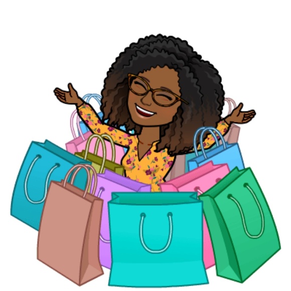 Stylish clothing to please the curves - Picture 2 of 6